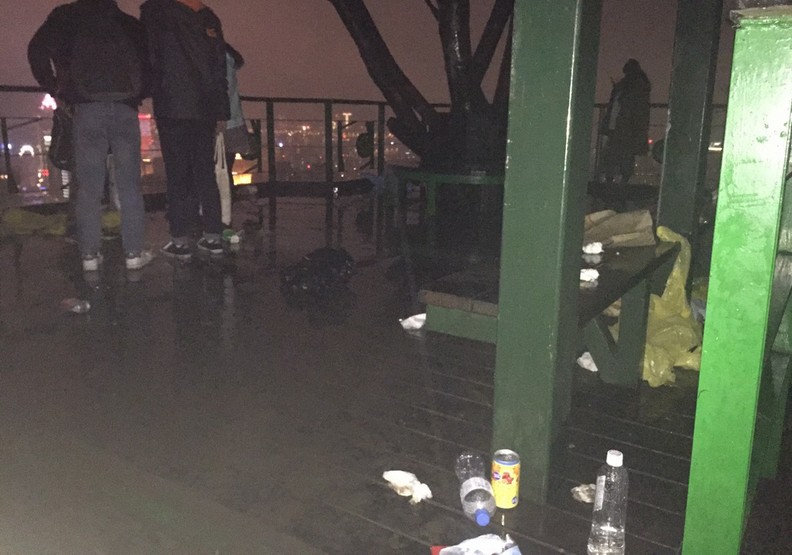 你在狂歡他們打掃！我們的公德心在哪？_img_2