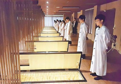 看透生死!這科系還沒畢業薪資就上看兩百萬