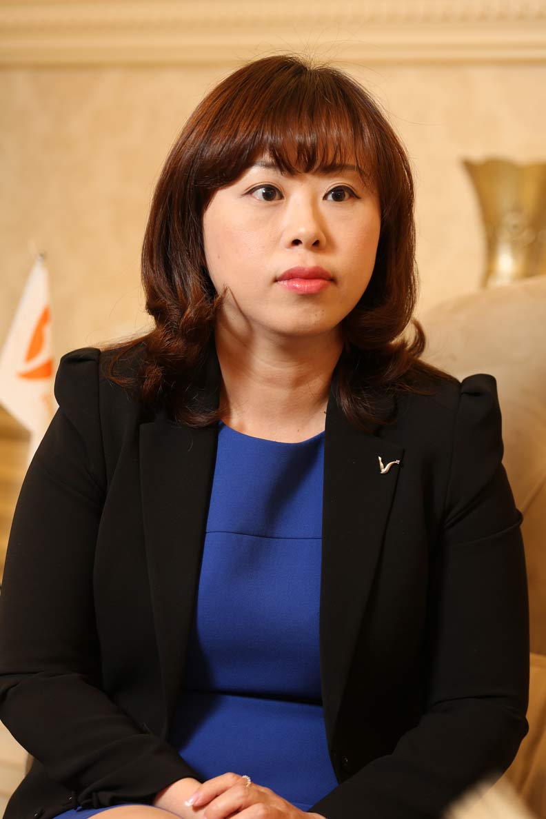 她為家族事業放棄留學，18歲從美容師做到總經理_img_1