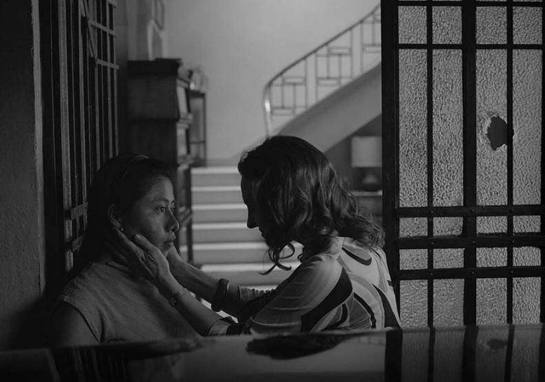 《羅馬》：縱使面對許多背叛無奈，但總有一絲光輝隱藏在你我心中_img_6