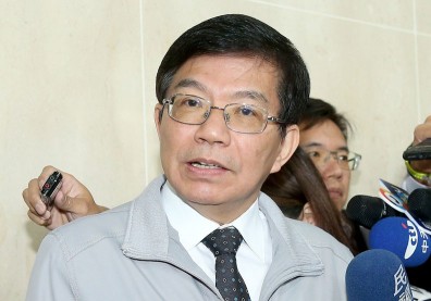 「讓大家判斷誰有理」交通部將公開直播華航協商