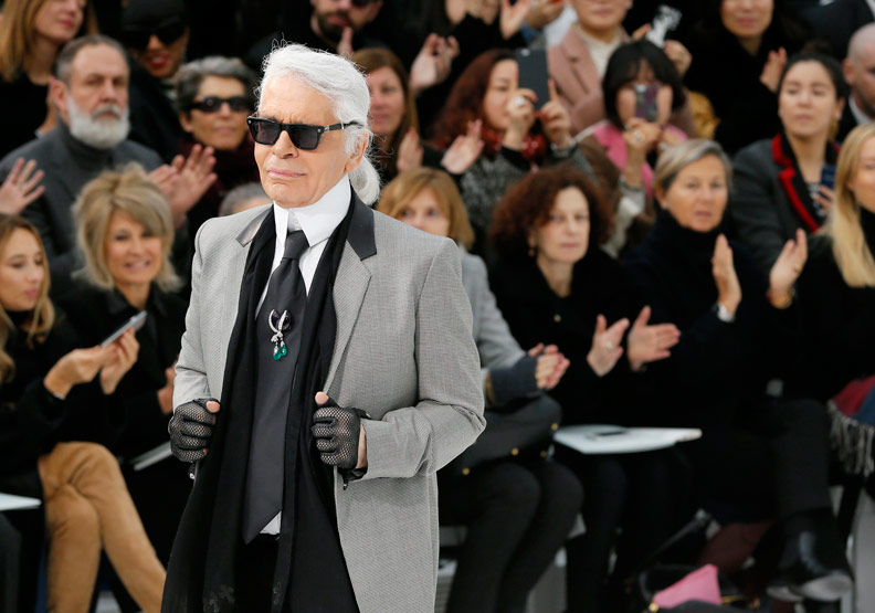 「時尚大帝」卡爾．拉格斐（Karl Lagerfeld）十九日晚間驚傳逝世，享年八十五歲。圖片由達志影像提供。