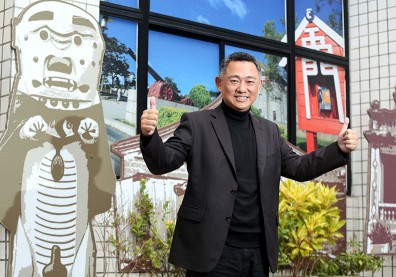 楊鎮浯用創意改造老金門 要讓兩岸「能通盡通」