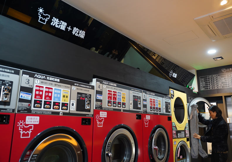 2023年全台自助洗衣店家數確實一路攀升至2815家,較五年前1399家相比,成長高達101.2%,市場擴張速度相當驚人。賴永祥攝。