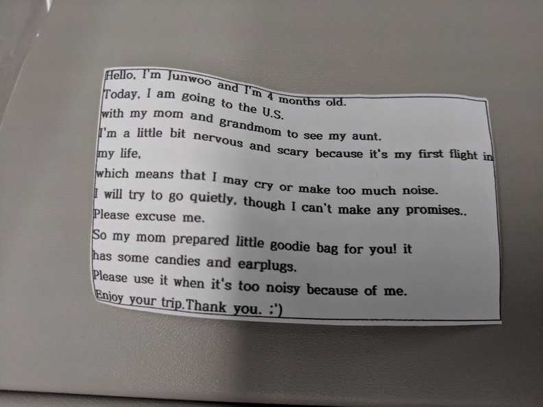 最偉大的母愛！她帶嬰兒搭機，送全機暖心禮物賺人熱淚_img_2