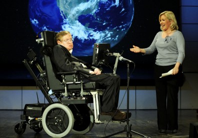 告別霍金，摯友索恩：「我們站在霍金的肩膀上」