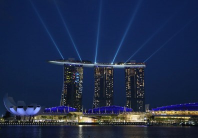 台、星FinTech同時起跑 新加坡憑什麼衝上世界第一？