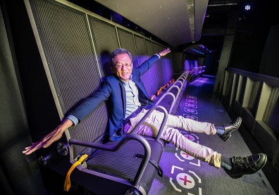 打造「人味」飛行劇院 智崴征服20國紅回台灣