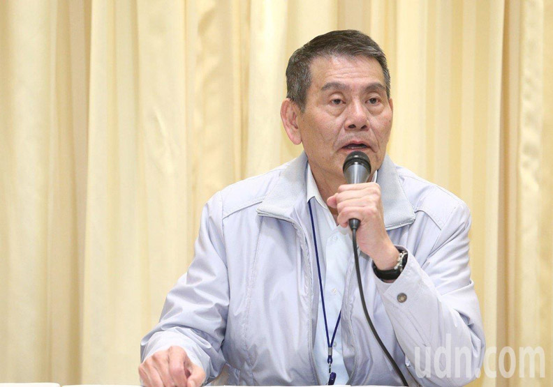 華航董事長謝世謙說下次董事會上會把薪酬調回來。