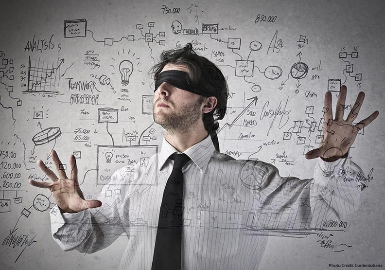 為什麼談起政治，大家像是活在不同的現實之中？
