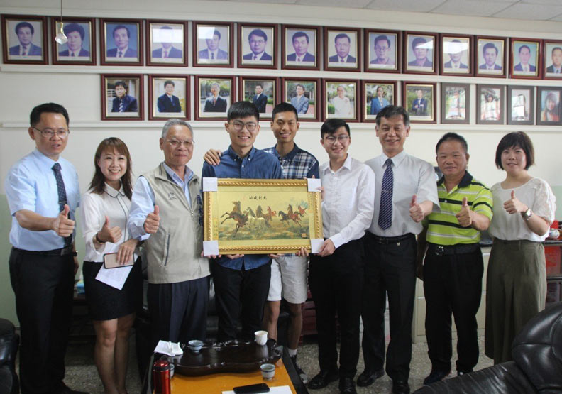 明星高中才能讀醫科？他捨遠求近靠自己上榜_img_1