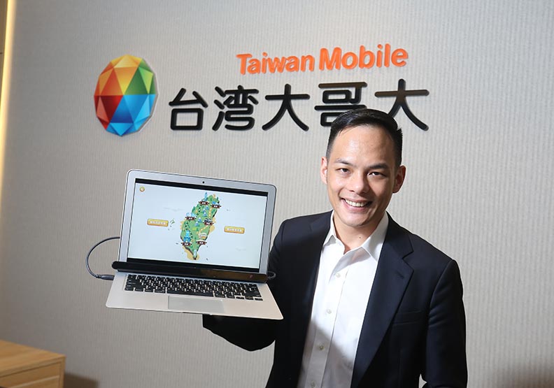 台灣大哥大以「台灣大幸福職場 時刻與你在一起」入圍CSR幸福企業組。蘇義傑攝