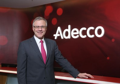 德哈茲：勞動力三成外包，3.17億上班族將被迫再進修