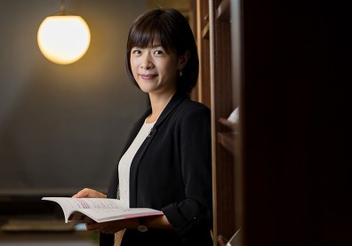 堅持當不討喜的嚴師 陳怡嘉幫學生擦亮人生方向