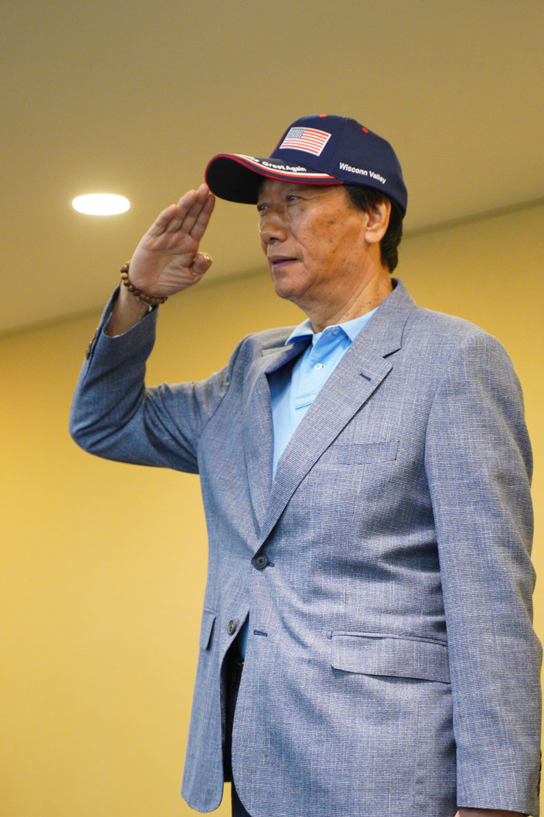 郭台銘重磅出擊！川蔡都可以通電話，為何川郭不能見面？_img_2