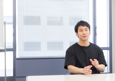 打開微笑肌！錄下講話的方式，找出說話動聽的要訣