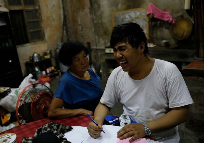 不寫下就會忘記!台灣「筆記本男孩」的動人故事_img_3