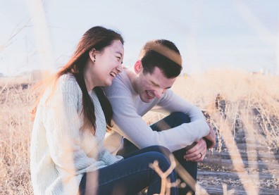 讓彼此忍不住笑了！婚後愛情不冷卻的祕訣