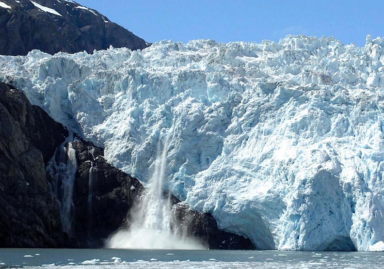 為何蘋果庫克坦承「這代人」很失敗,將希望寄予年輕人?_img_2
