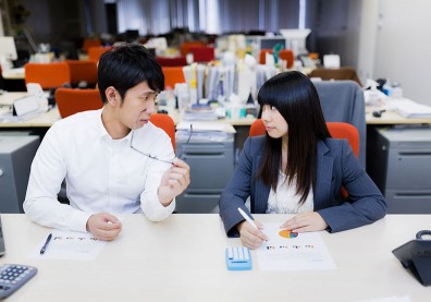 「向上管理」總是失靈？也許你得先放下一個心態