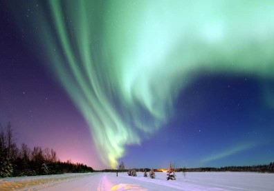 冰島旅遊大熱門！自駕環島，追極光、追火山、追冰川
