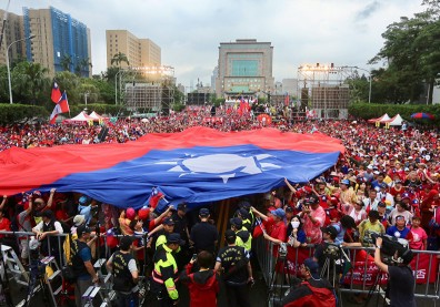 國家有和平，人民才有幸福——前有南京大屠殺，現有台海危機