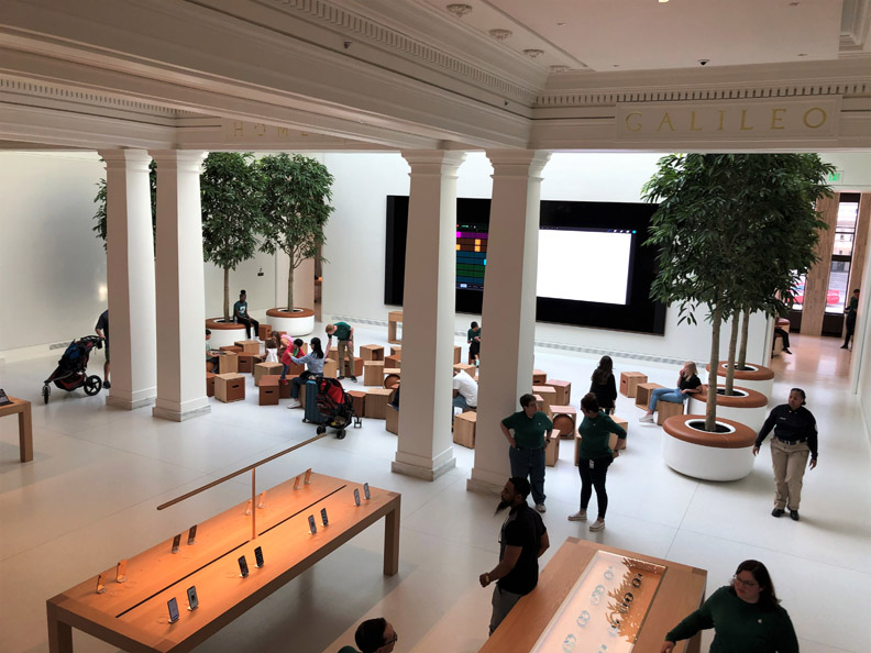 前身是圖書館!翻修歷史建築,眾所矚目的蘋果門市開幕了_img_2