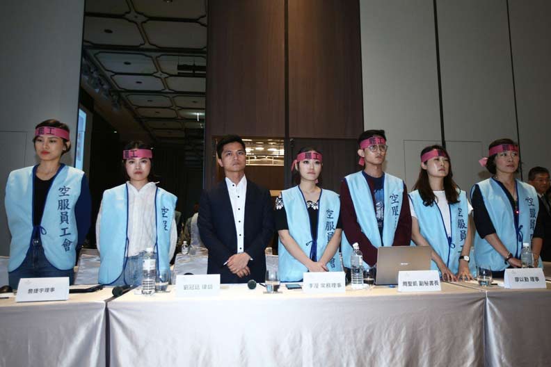 什麼原因？逼長榮空服員走上罷工這條路_img_3