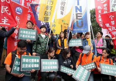 私中導師是行政職不能放寒暑假？教育部批太離譜