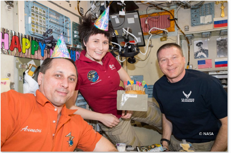 太空中生活趣事：飲料飄到頭上、理髮工具自帶吸塵器？_img_2