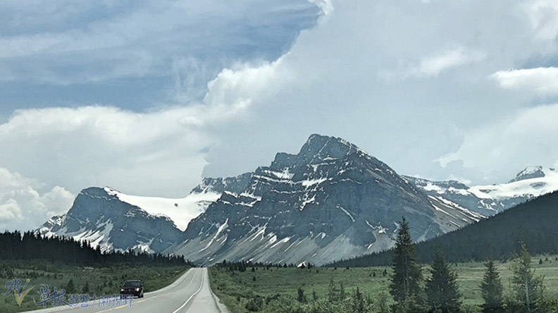 鮮明的藍綠色湖水！嘆為觀止大冰原：班夫國家公園_img_5