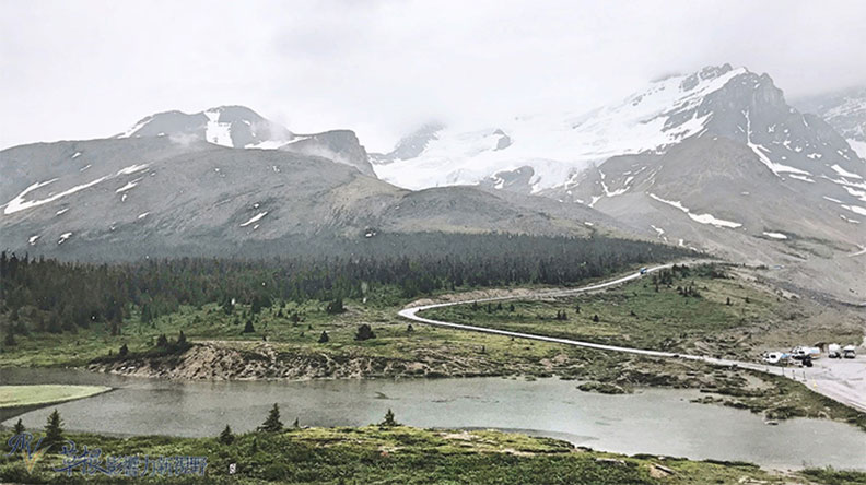 鮮明的藍綠色湖水！嘆為觀止大冰原：班夫國家公園_img_10