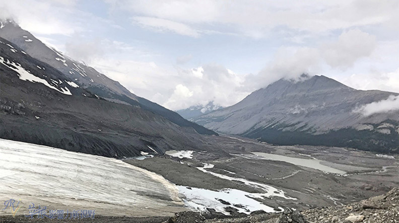 鮮明的藍綠色湖水！嘆為觀止大冰原：班夫國家公園_img_14