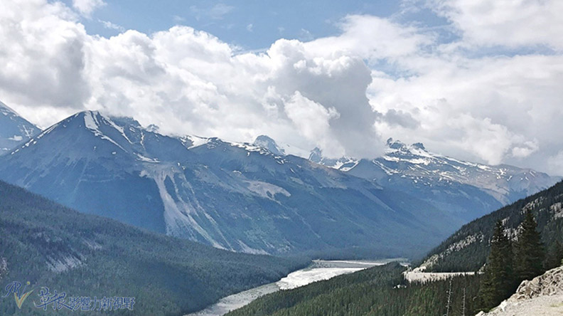 鮮明的藍綠色湖水！嘆為觀止大冰原：班夫國家公園_img_26