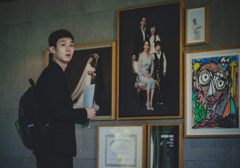 《寄生上流》：人生，也許永遠沒有辦法照計畫走_img_9