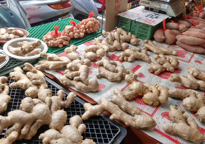 關節發炎一動就痛，這 7 種抗發炎食物有助緩解不適