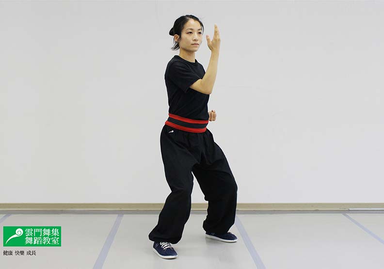 坐太久,身體好僵硬?「纏絲」3個動作活絡你的筋骨_img_3