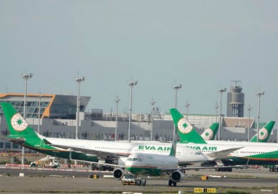 交通部憑什麼法條，要長榮航空「檢討航權」？