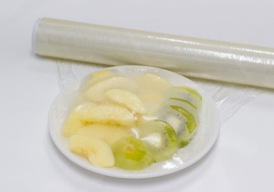 老牌PVC保鮮膜可能有塑化劑疑慮？營養師：把握「三度一隔」口訣