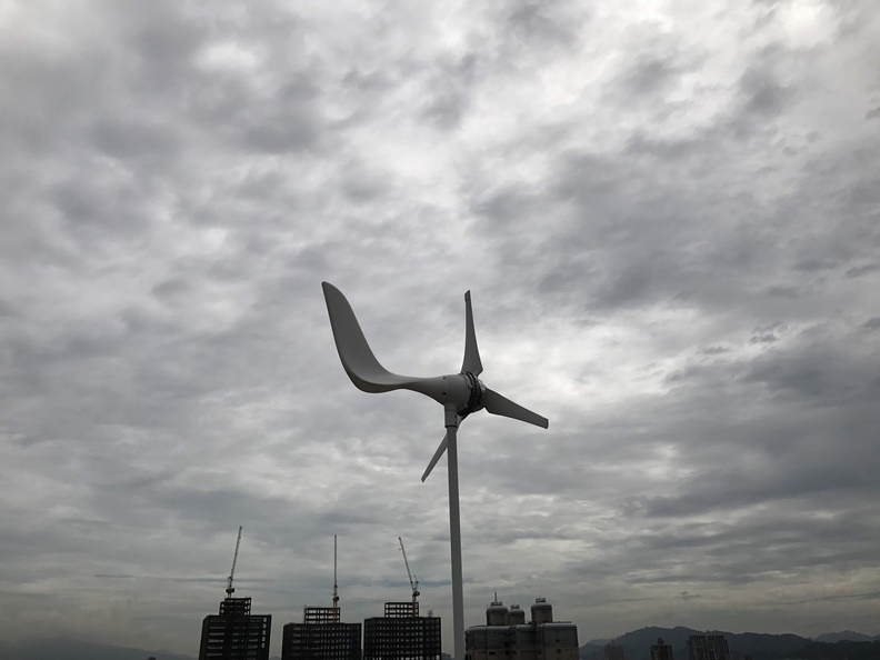 都會區大樓發電可行嗎?新北峰景翠峰社區辦到了_img_2