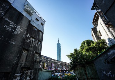 《危老條例》加持，都更有救？老屋改建潮來了
