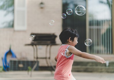 不要剝奪孩子體驗的機會！給他們一劑「危險的預防針」