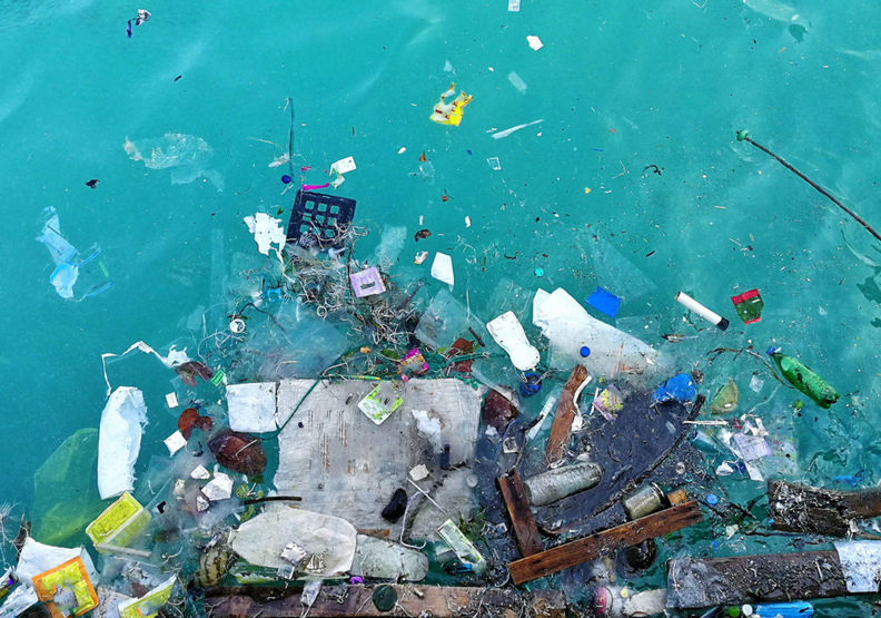 塑膠汙染遺臭萬年!研究證實:空無一人的山頂和海溝都有塑膠垃圾_img_2