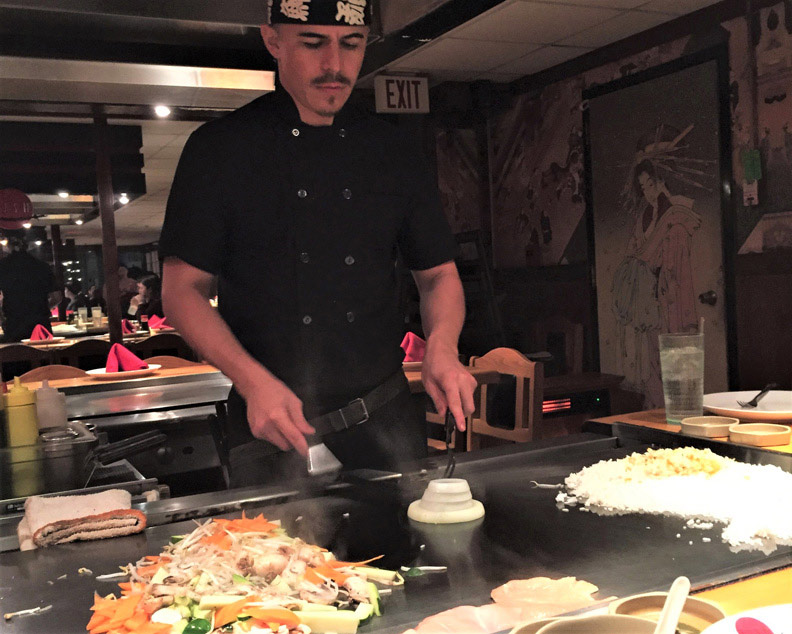 洋蔥火山？美國的日式鐵板燒：視覺與聽覺的饗宴_img_5