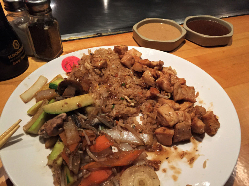 洋蔥火山？美國的日式鐵板燒：視覺與聽覺的饗宴_img_9