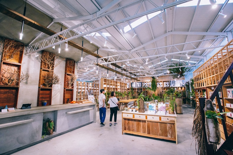 賣美景、植栽、回憶,還讓你置身雲霧中的「空氣圖書館」_img_6