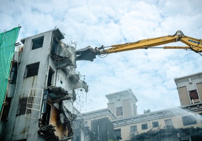 五股西雲路海砂屋自行拆除 居民團結邁向都更一大步