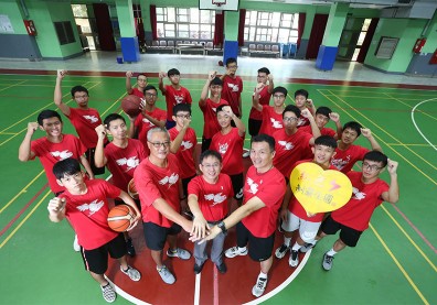 彰中一般生扛起籃球校隊 K書兼打球還能勇奪亞軍