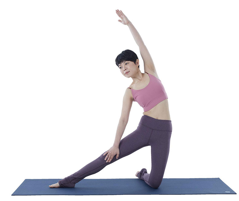 下肢水腫,走路好吃力?讓骨盆回正的動態伸展_img_4