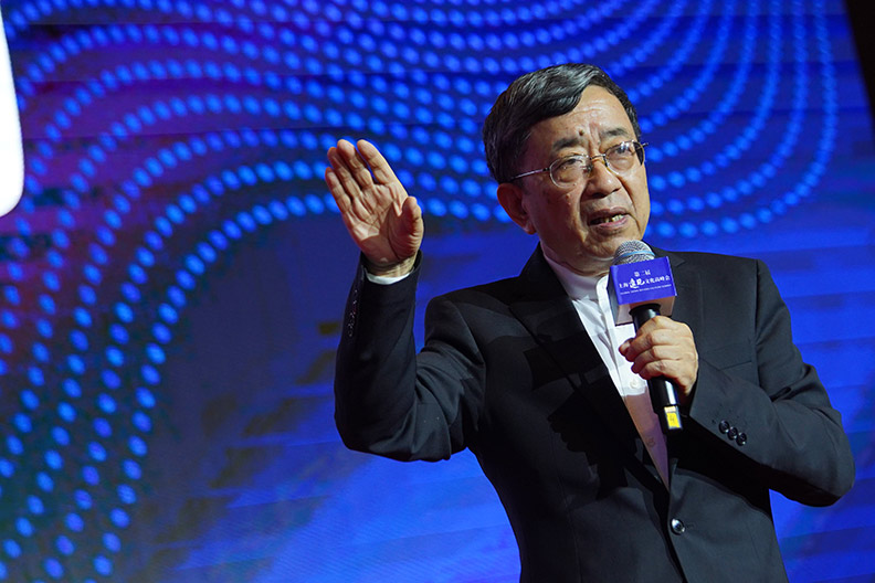 余秋雨：世仇因文學家而化干戈為玉帛，這就是文化的力量_img_13